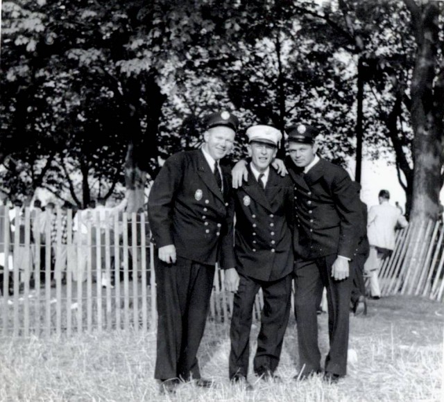 (L to R) Bud Anderson, Sherman Robinson, Stanley Kuzmech