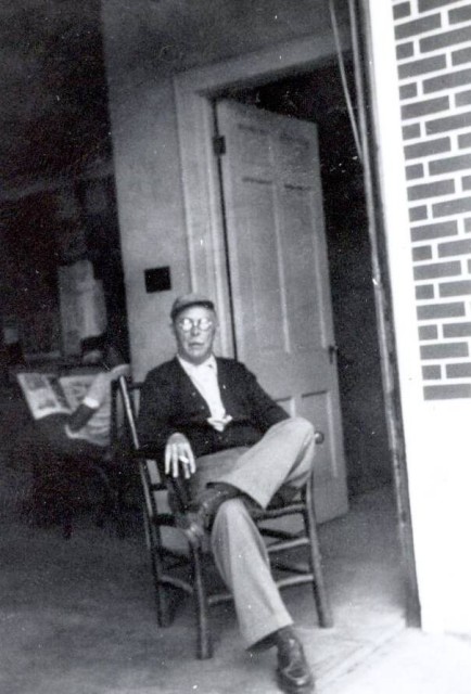 Clarence &quot;Dink&quot; Edwards CMFD Houseman 1946 - 1951